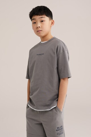 WE Fashion Футболка в Серый: спереди