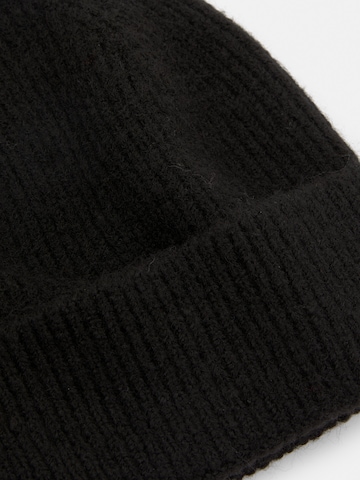 Pull&Bear Mütze in Schwarz