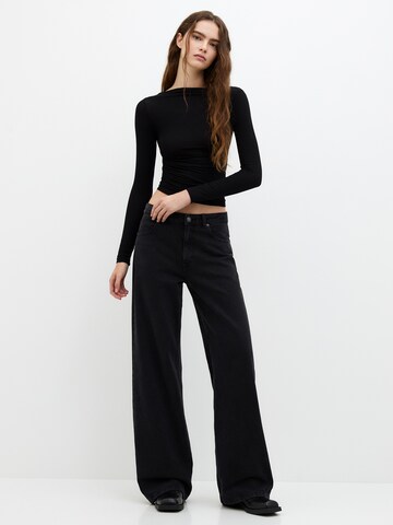 Pull&Bear Koszulka w kolorze czarny