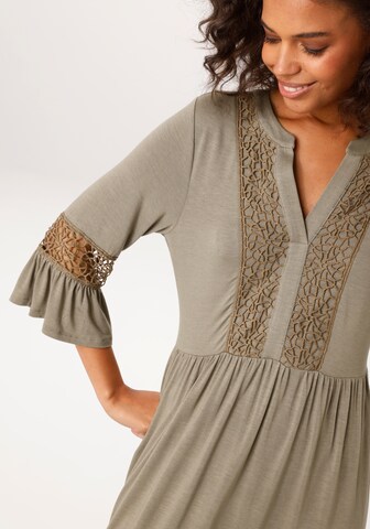 Aniston CASUAL Kleid in Grau