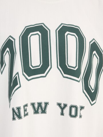 TOPSHOP - Camiseta talla grande '2000 New York' en blanco