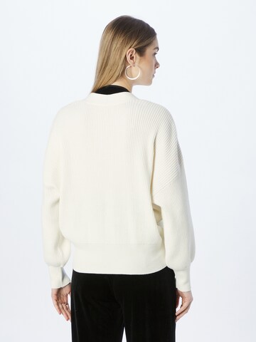 ESPRIT Knit Cardigan in White