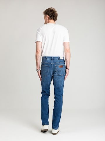regular Jeans 'Wrangler River Outlaw 112362414' di WRANGLER in blu