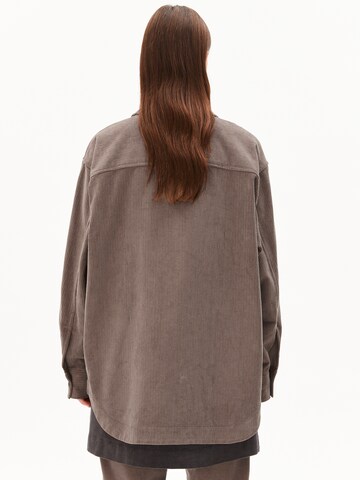 Veste mi-saison ARMEDANGELS en marron