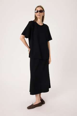 SOAKED IN LUXURY Shirt 'Marigold' in Black