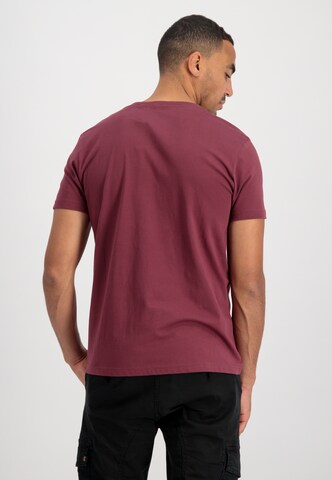 T-Shirt ALPHA INDUSTRIES en rouge