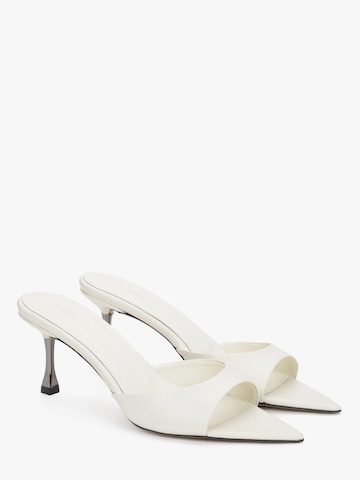 Zoccoletto '53-1230-1' di Estro in beige