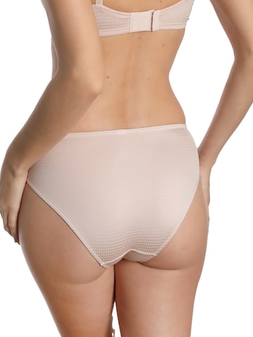sassa Slip 'Beautiful Classic'‌‌ in Beige