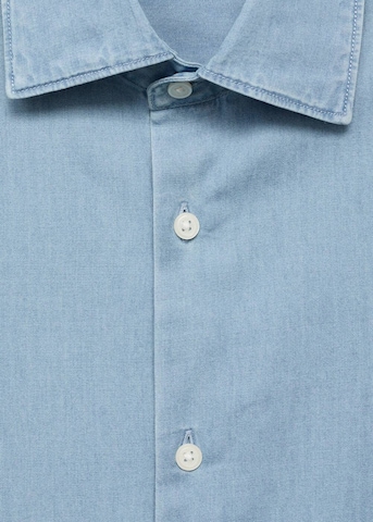 MANGO MAN Regular Fit Hemd 'Chambre' in Blau