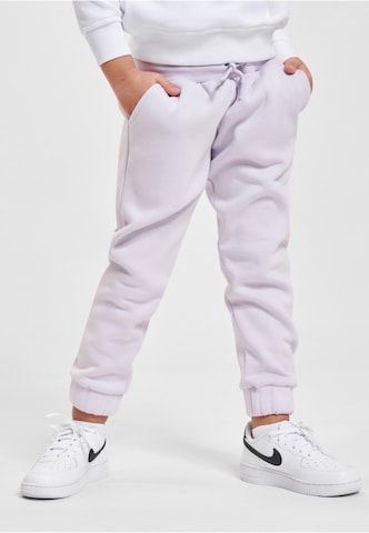 Urban Classics Tapered Housut värissä lila: etupuoli
