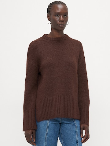 Only Tall Pullover 'ONLMAGGIE' in Braun: Vorderseite
