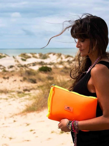 Mywander Clutch 'Neoprene' in Orange