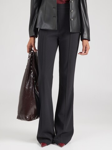 évasé Pantalon Elisabetta Franchi en noir : devant