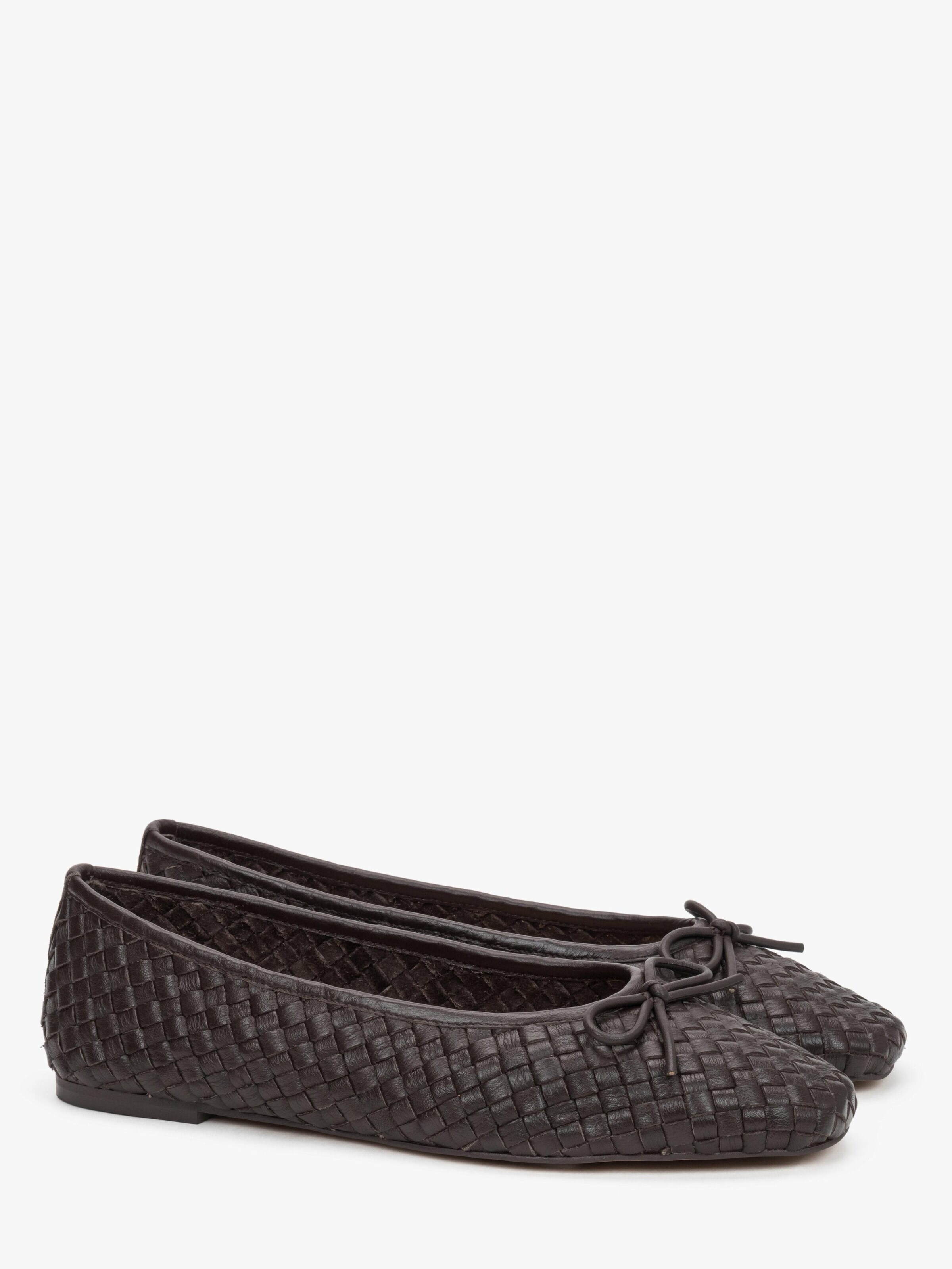 Estro Ballet Flats '029' in Brown