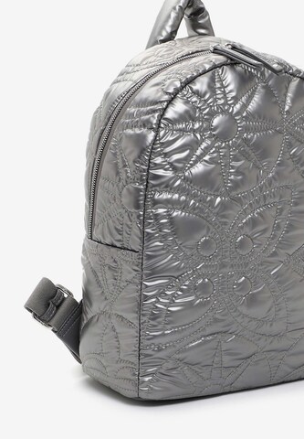 Suri Frey Rucksack 'Sherry' in Silber