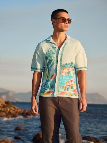 Next Comfort fit Gebreid vest in Blauw: voorkant