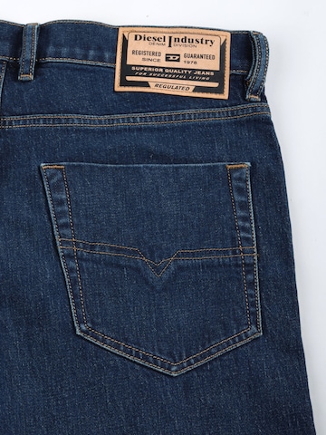 DIESEL - Slimfit Vaquero 'Tepphar-X' en azul