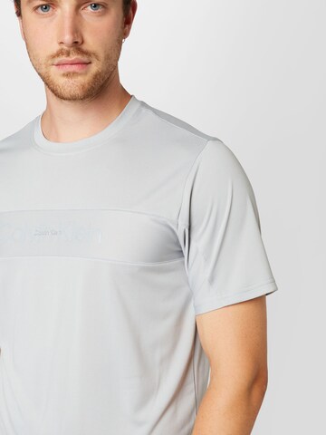 Calvin Klein Sport - Camiseta funcional en gris
