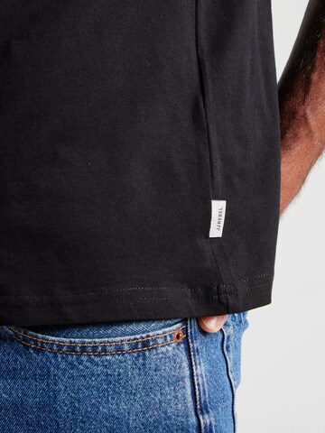 JJ Rebel - Camiseta 'JREBROCKY' en negro