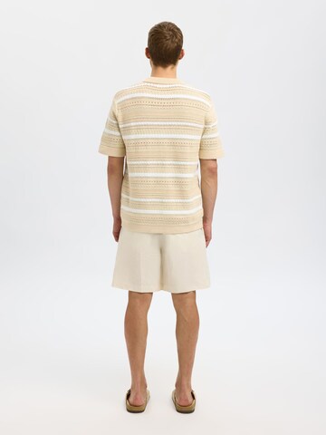 SELECTED Regular fit Button Up Shirt in Beige