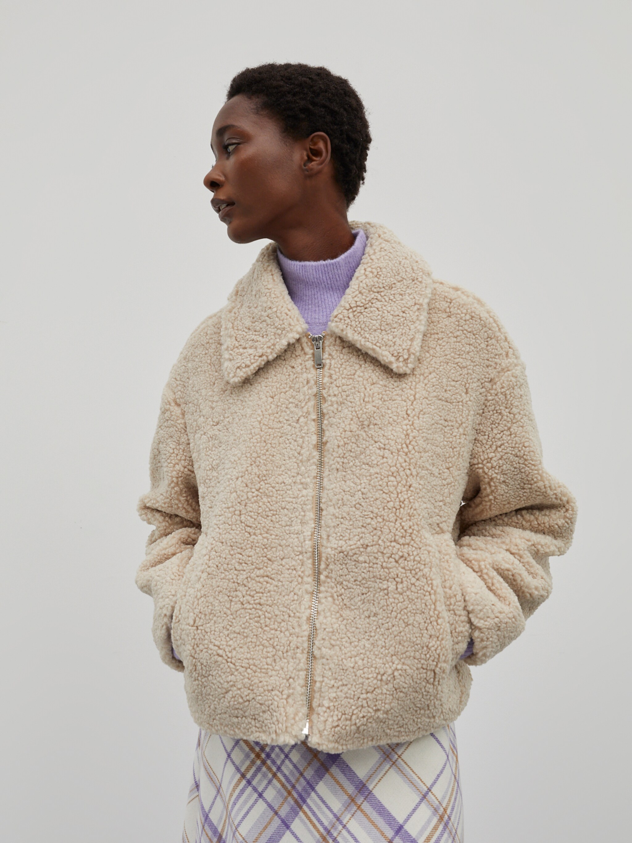 EDITED Producten Tussenjas 'Michika' Beige