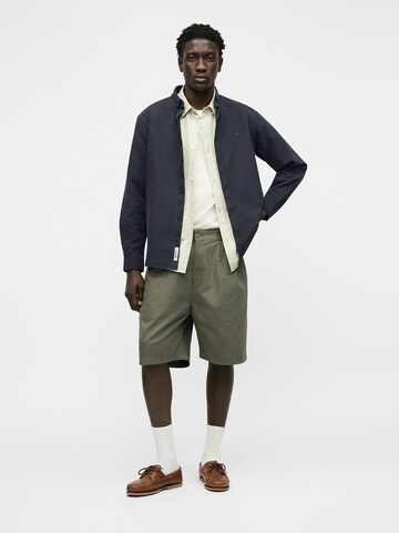 Carhartt WIP Regularny krój Koszula 'Bolton' w kolorze niebieski