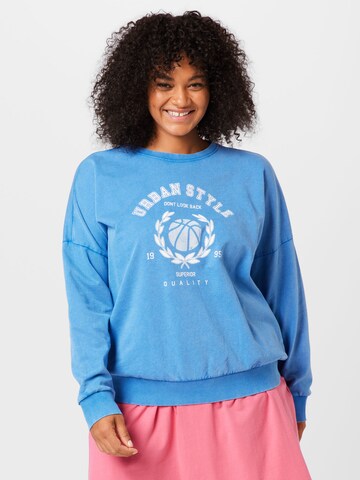 ONLY Carmakoma Sweatshirt in Blauw: voorkant