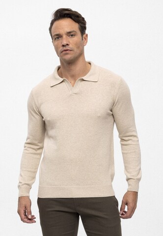 Felix Hardy Sweater in Beige: front