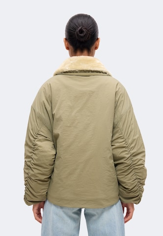 Veste mi-saison 'CAMDEN' Embassy of Bricks and Logs en vert