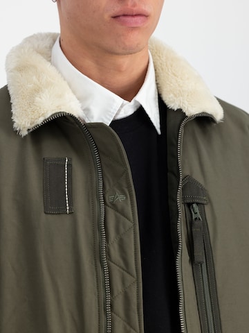 ALPHA INDUSTRIES Between-Season Jacket 'DA-3' in Green