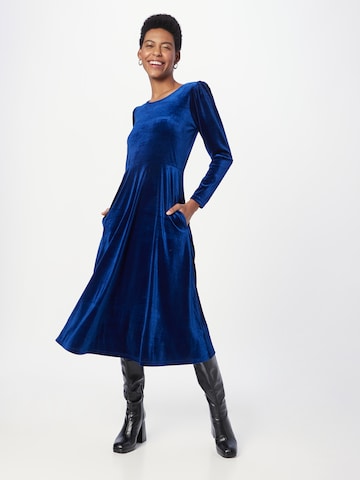 Louche Dress 'FABRICE' in Blue: front