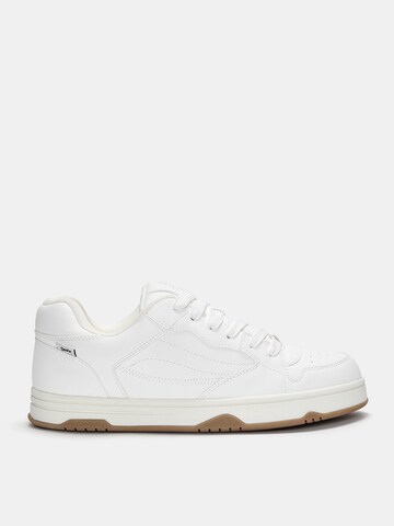 Pull&Bear Låg sneaker i vit