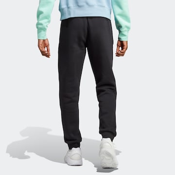 Tapered Pantaloni 'Trefoil Essentials' de la ADIDAS ORIGINALS pe negru