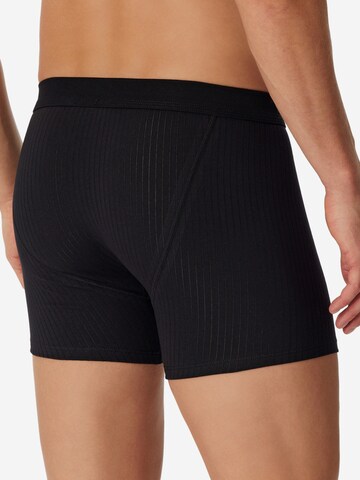 SCHIESSER Boxershorts 'Cotton Essentials Authentic'‌‌‌‌‌‌‌‌ in Schwarz