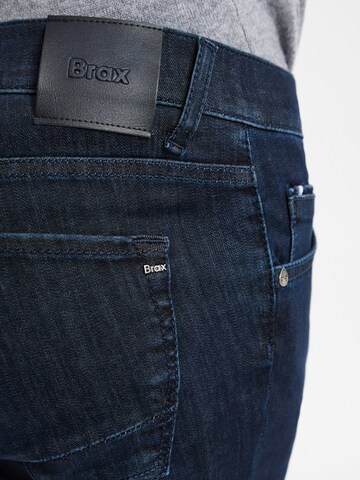 BRAX Regular Jeans 'Chuck' in Blue