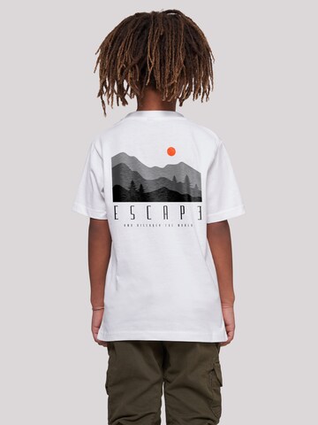 T-Shirt 'Escape Discover the World Forest Landscape' F4NT4STIC en blanc