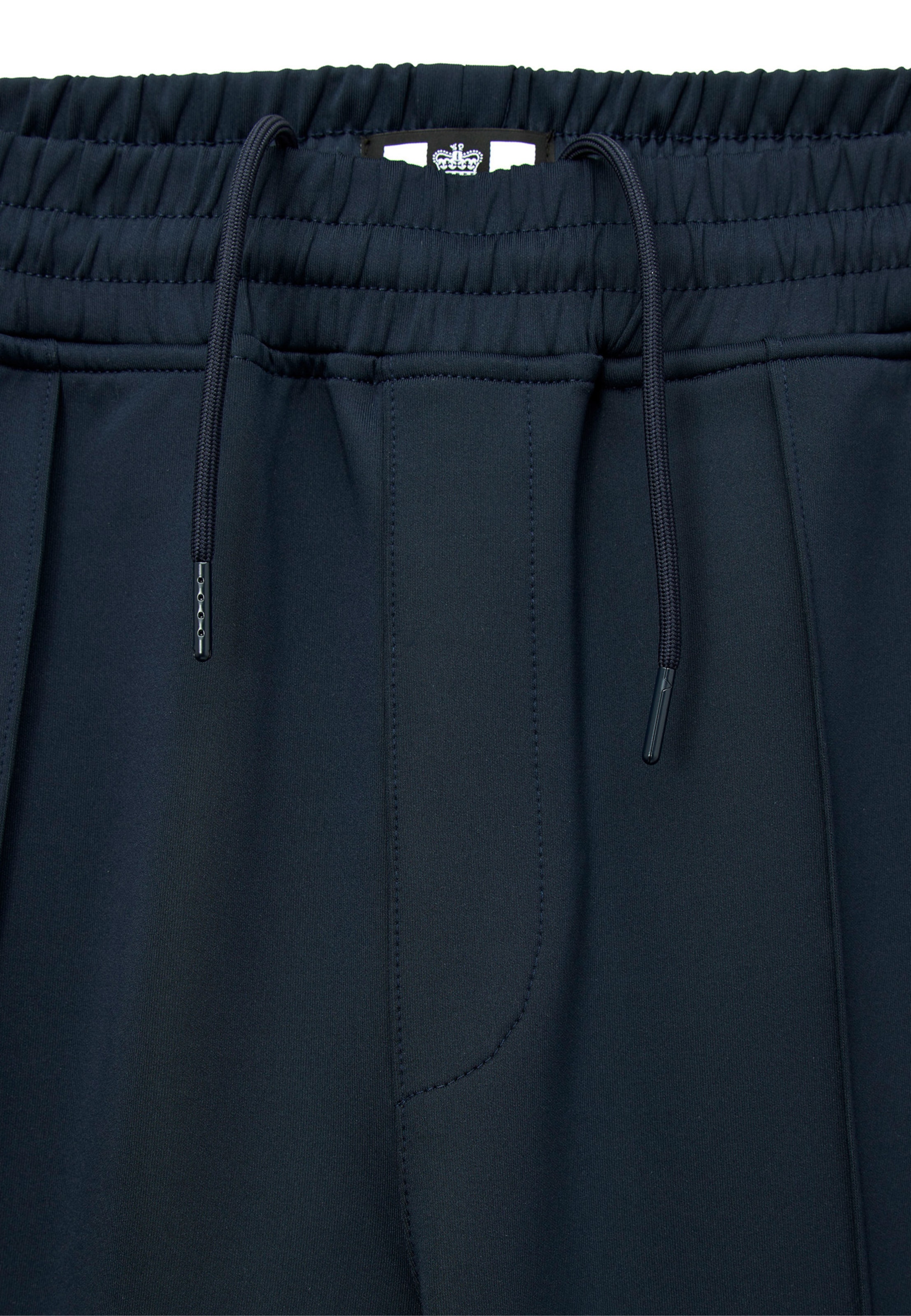 Weekend Offender Tapered Sportbroek in Blauw