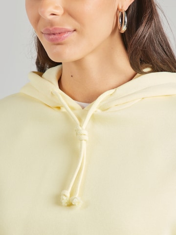 Bluză de molton 'PCCHILLI' de la PIECES pe galben