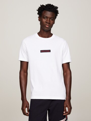 T-Shirt TOMMY HILFIGER en blanc : devant