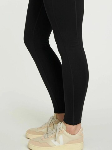Girlfriend Collective Regular Sportbroek in Zwart