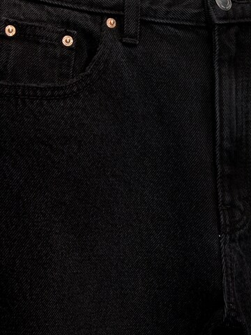 Pull&Bear Regular Farkut värissä musta