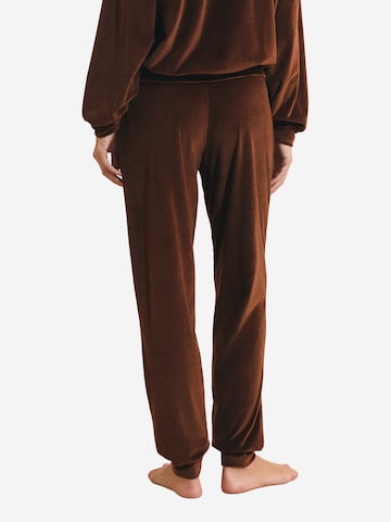 Pantaloncini da pigiama 'Bayron' di ETAM in marrone