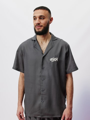 FCBM Comfort fit Button Up Shirt 'Alessio' in Grey: front