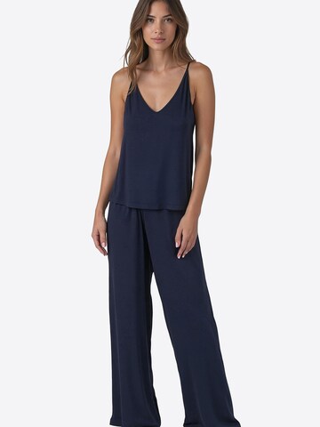 Vivisence Pyjama '2046'‌‌‌‌‌‌‌‌ in Blau: Vorderseite
