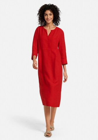 Robe Peter Hahn en rouge