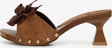 Sandalo di CAFè NOIR in marrone: frontale