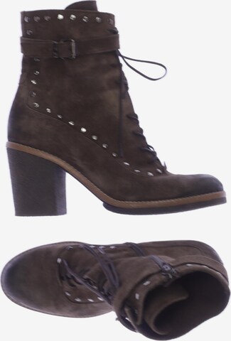 MANAS Dress Boots in 38 in Brown: front