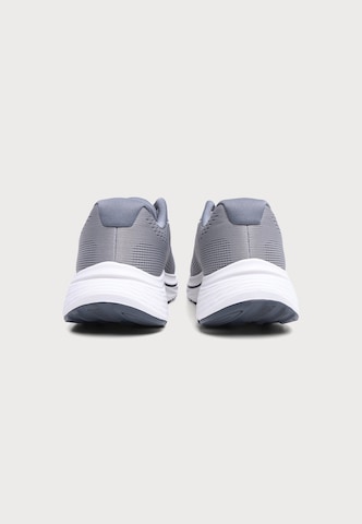 SKECHERS Nízke tenisky 'GO RUN CONSISTENT 3' - Sivá