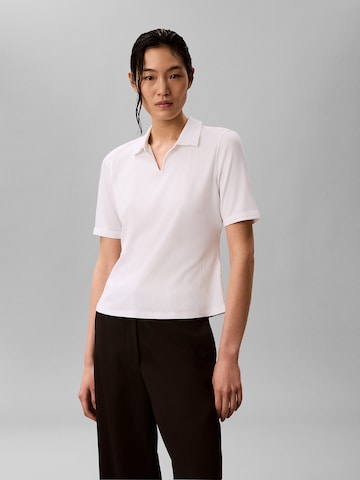 T-shirt Calvin Klein en blanc : devant