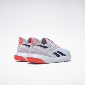 Pantofi sport de la Reebok pe alb